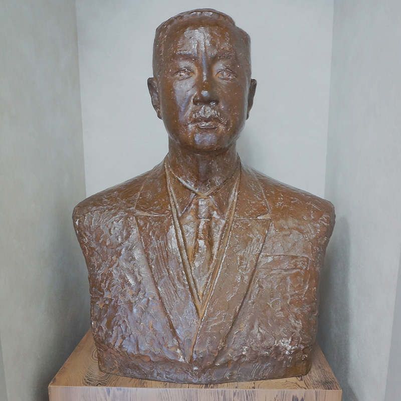 銅像