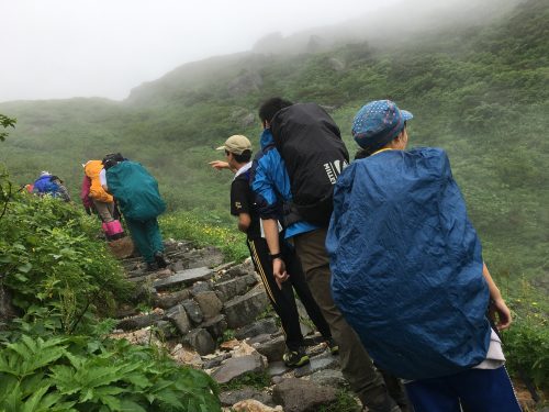 登山